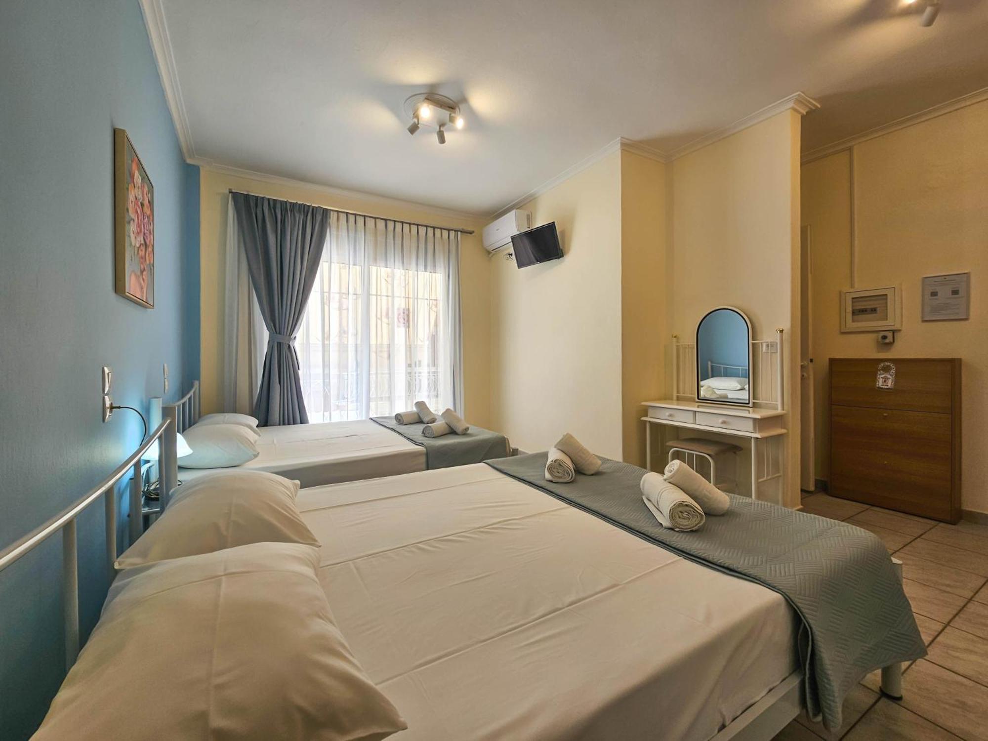 Chariclia Hotel Paralía Extérieur photo